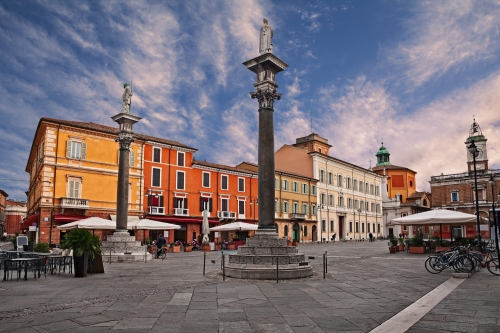 Hauptplatz Piazza del Popol in Ravenna