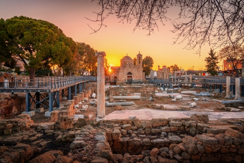 Agia Kyriaki Chrysopolitissa in Paphos bei Sonnenaufgang