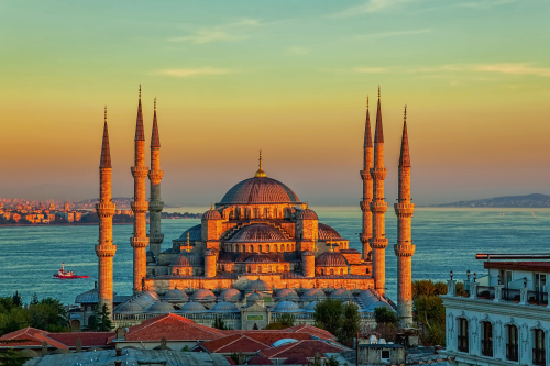 Blaue Moschee in Istanbul im Sonnenuntergang